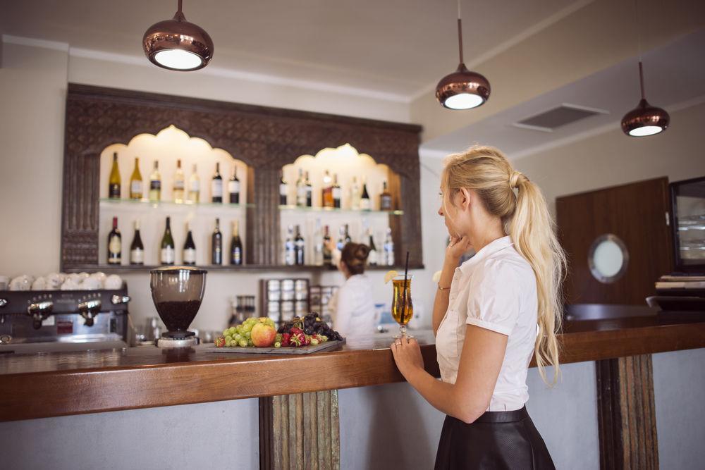 东方宫殿酒店 Bielany Wrocławskie 外观 照片